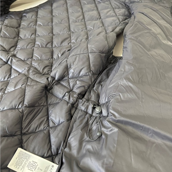 Whisper Featherless Puffer Vest - Picture 3 of 4